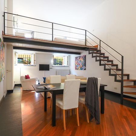 Enchanting Loft Between History And Tranquility Milan Bagian luar foto