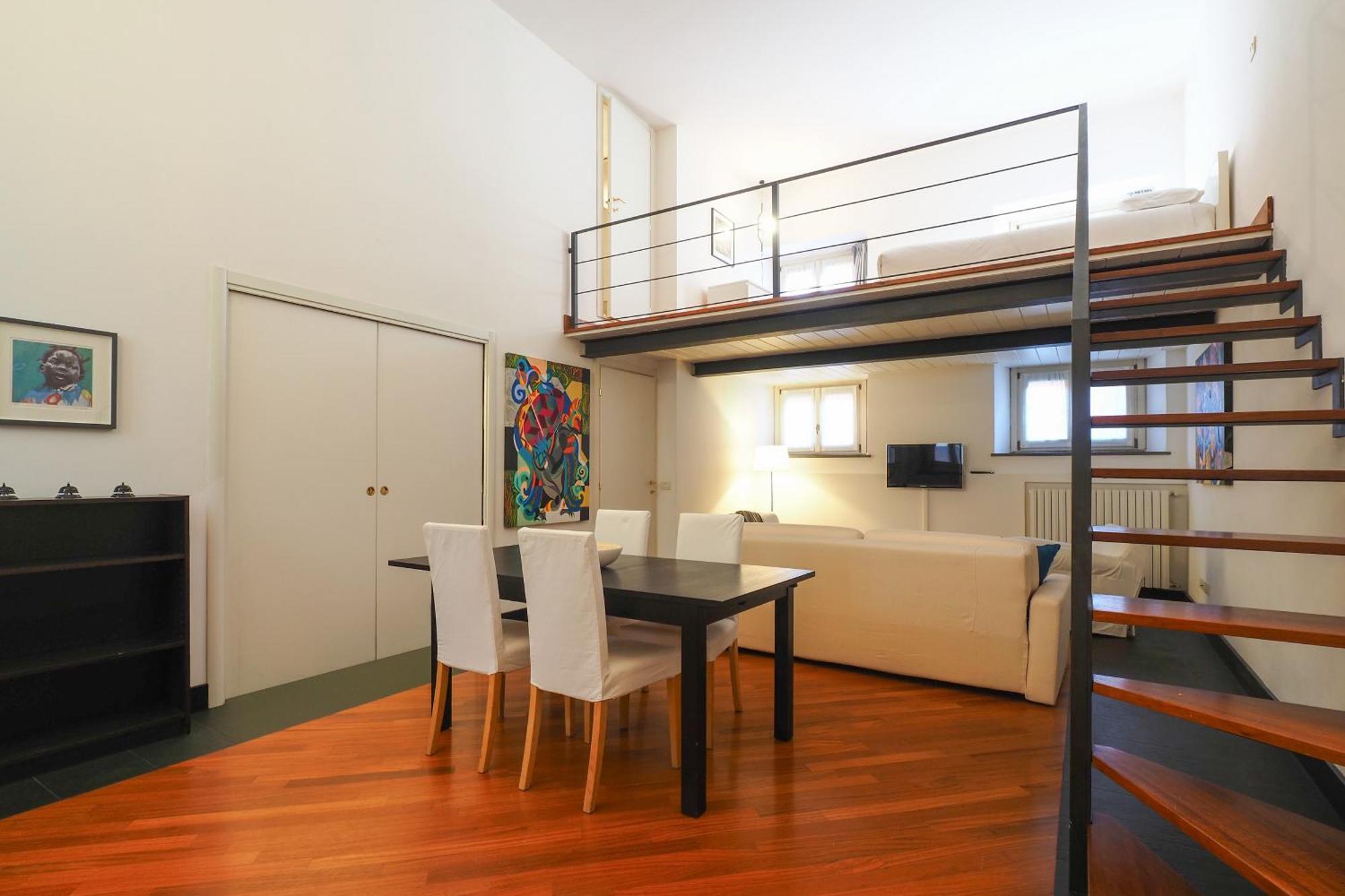 Enchanting Loft Between History And Tranquility Milan Bagian luar foto